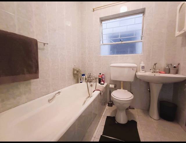 3 BEDROOM TOWNHOUSE FOR SALE IN THREE RIVERS PROPER